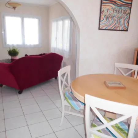Maison La Faute-Sur-Mer, 8 Pieces, 12 Personnes - Fr-1-476-176 * Ла-Фот-сюр-Мер